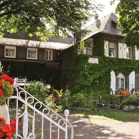 Johanna Rüdesheim am Rhein